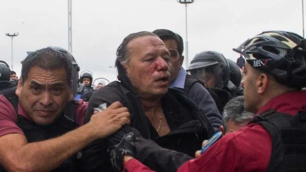 La policía de la Ciudad retira a Sergio Berni