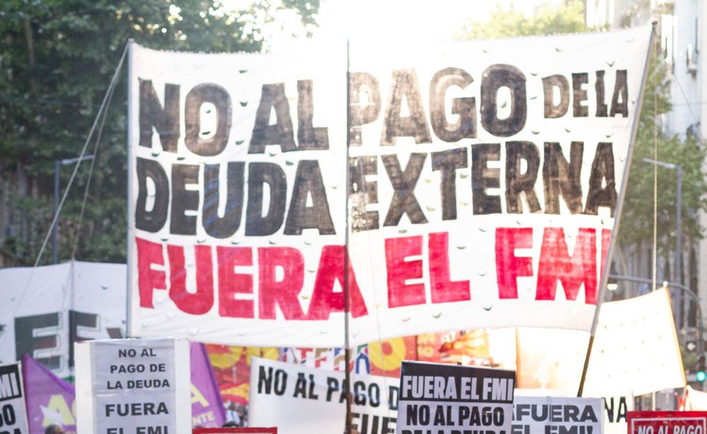 ¿Se puede pensar en no pagarle al FMI?